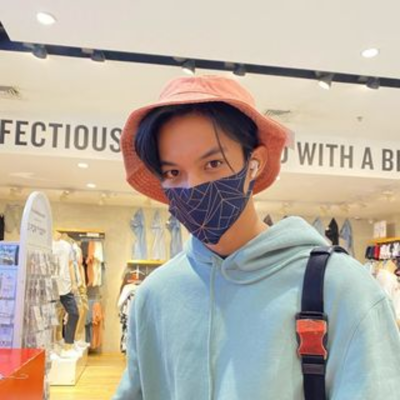 Rey Mbayang