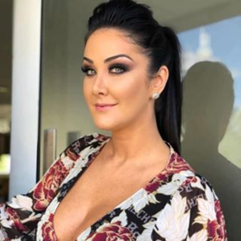 Helen Ganzarolli Helen Ganzarolli