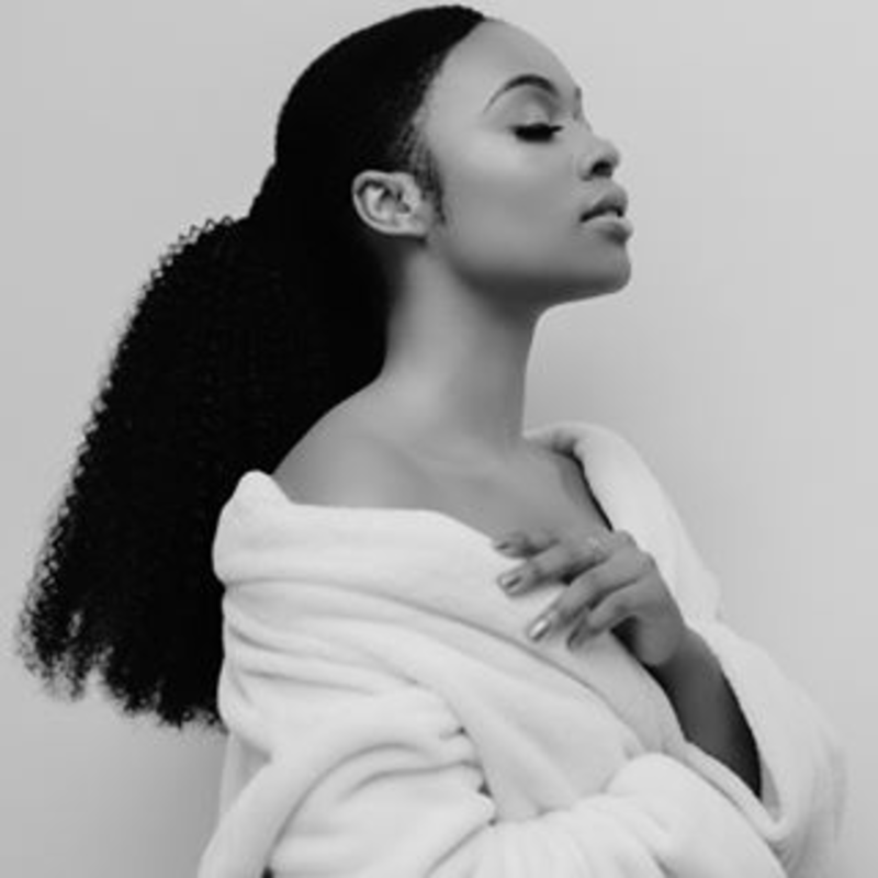 Nomzamo Mbatha Nomzamo Mbatha