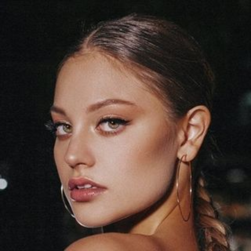 Dilara Zinatullina Dilara Zinatullina
