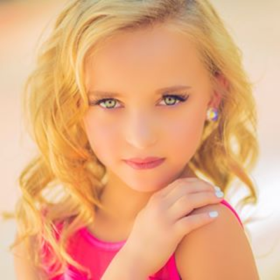 Lilliana Ketchman