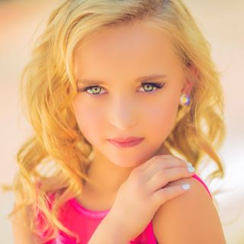 Lilliana Ketchman Lilliana Ketchman