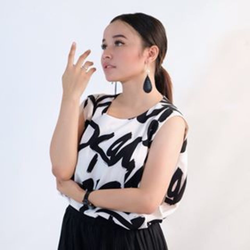 Tasya Rosmala Tasya Rosmala