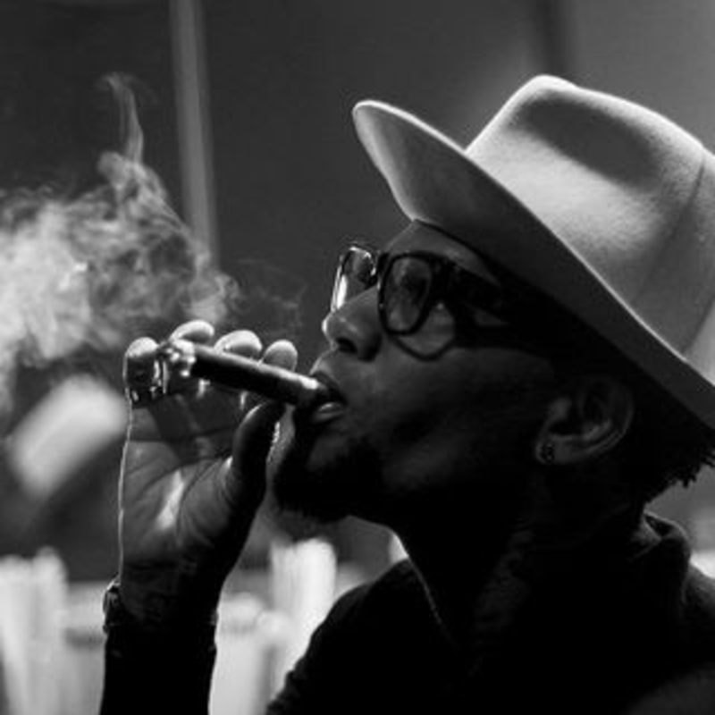 D. L. Hughley D. L. Hughley