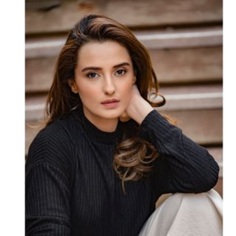 Momal Sheikh Momal Sheikh