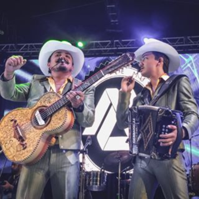 Los Dos Carnales