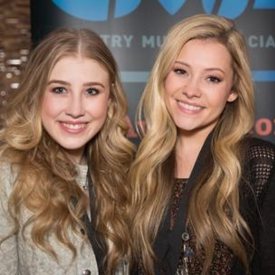 Maddie & Tae