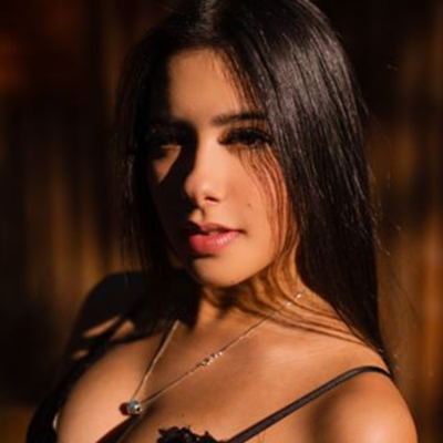 Cinthia Cruz