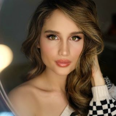 Cinta Laura Kiehl