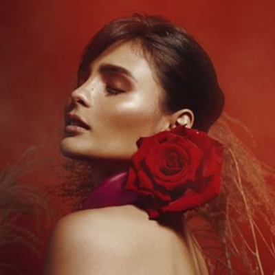 Lovi Poe