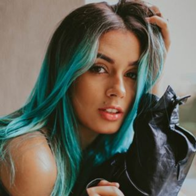Jully Molinna